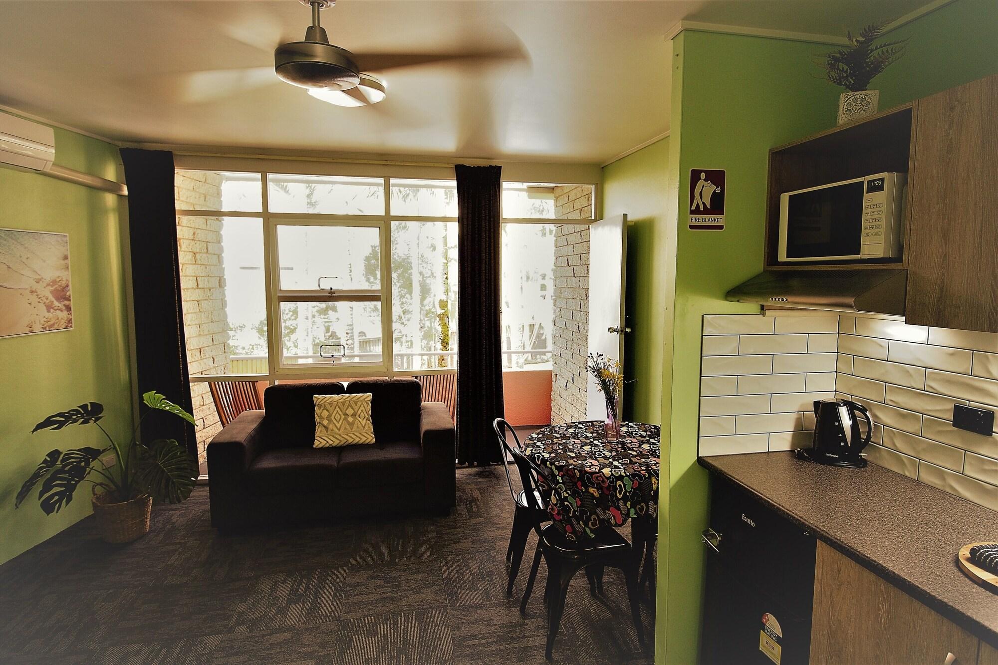 Ocean Paradise Studios & Apartments Coffs Harbour Exteriör bild